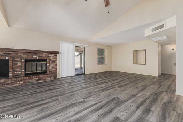 6850 W CHOLLA Street, Peoria, AZ 85345