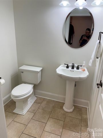 3848 Grovesner Street, Harrisburg, NC 28075