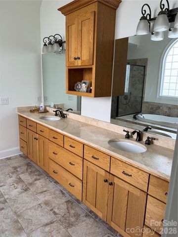 3848 Grovesner Street, Harrisburg, NC 28075