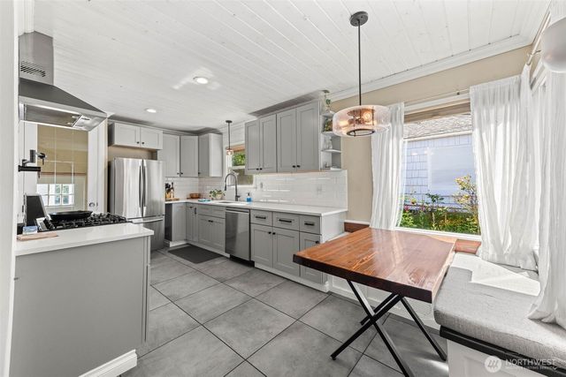 110 S 62nd Street, Tacoma, WA 98408