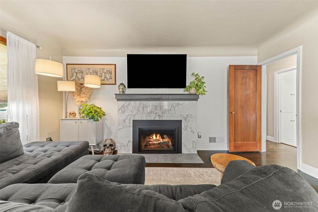 110 S 62nd Street, Tacoma, WA 98408