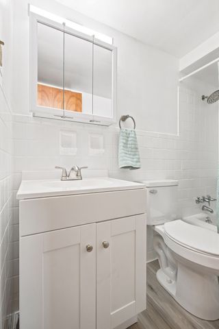 1376 Peterson Dr, Jefferson Hills, PA 15025