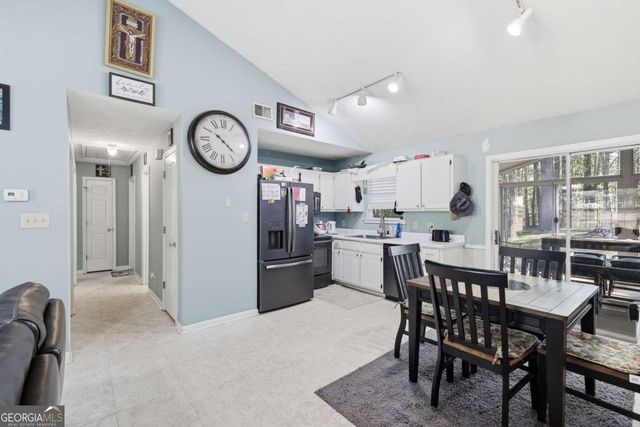 211 Brooks Lane, Winder, GA 30680