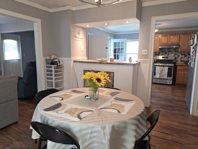 407 Clarendon St, Fitchburg, MA 01420