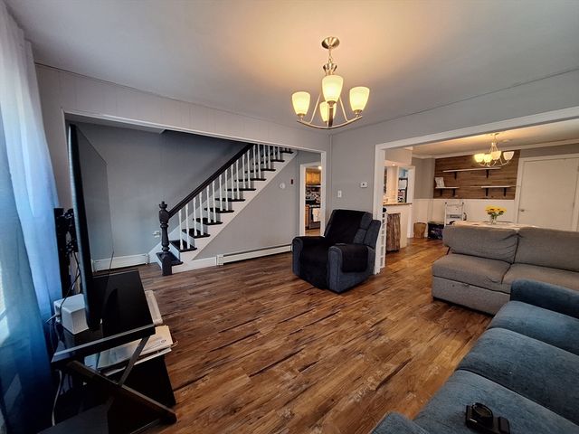 407 Clarendon St, Fitchburg, MA 01420