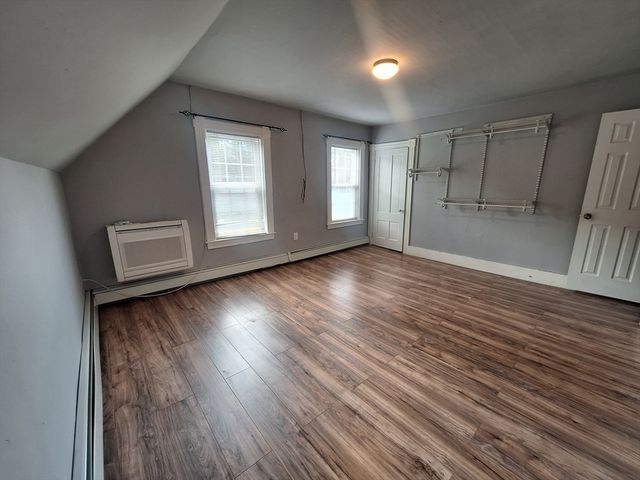 407 Clarendon St, Fitchburg, MA 01420