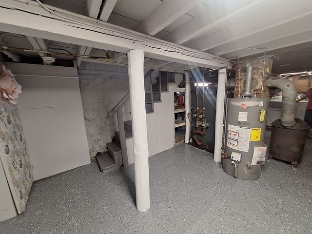 407 Clarendon St, Fitchburg, MA 01420