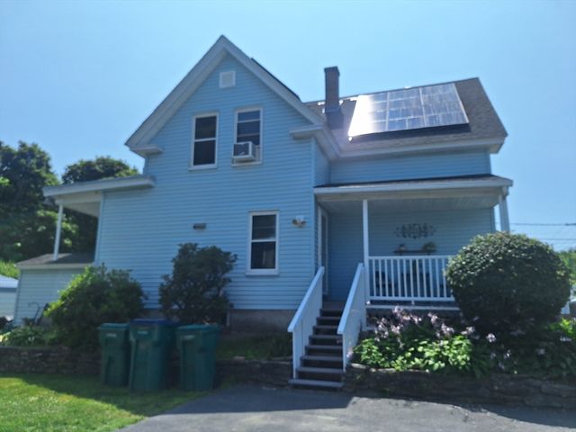 407 Clarendon St, Fitchburg, MA 01420