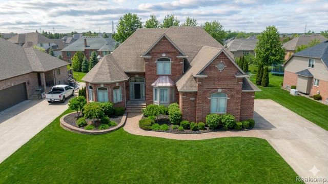 54395 White Spruce Lane, Shelby Charter Township, MI 48315