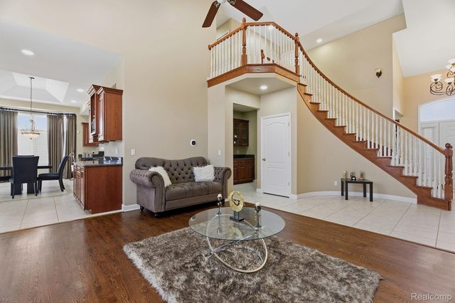 54395 White Spruce Lane, Shelby Charter Township, MI 48315