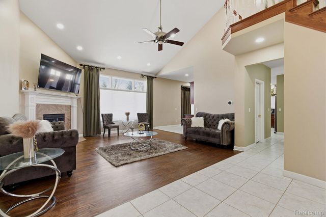 54395 White Spruce Lane, Shelby Charter Township, MI 48315