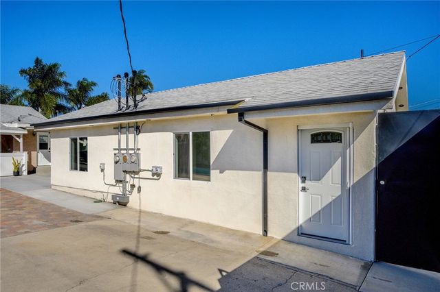 14298 Van Nuys Blvd, Arleta, CA 91331