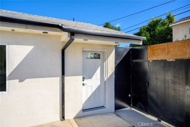 14298 Van Nuys Blvd, Arleta, CA 91331