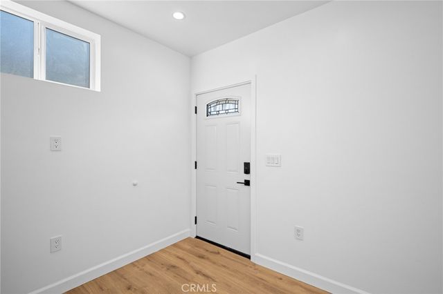 14298 Van Nuys Blvd, Arleta, CA 91331