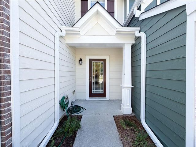216 Parc View Lane, Woodstock, GA 30188
