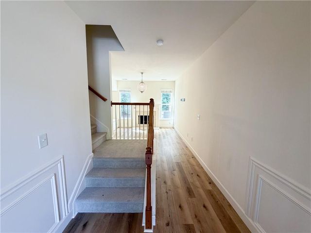 216 Parc View Lane, Woodstock, GA 30188