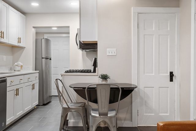 1 Hazel Street 23L, Salem, MA 01970