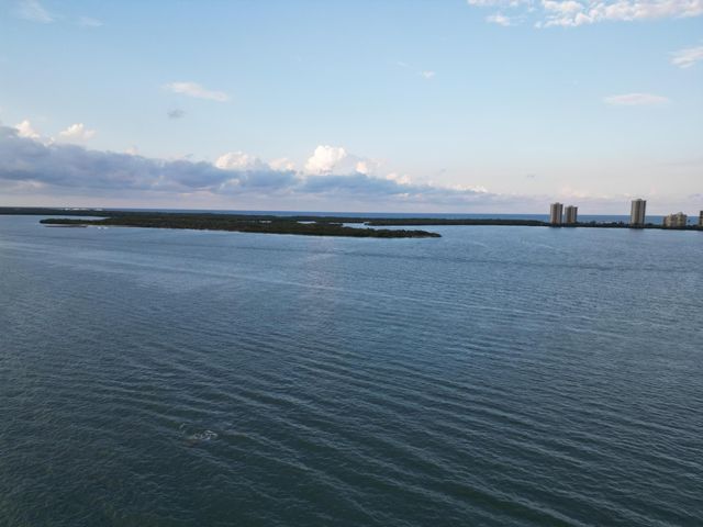 101 Doolen Court 305, North Palm Beach, FL 33408