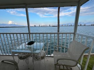 101 Doolen Court 305, North Palm Beach, FL 33408