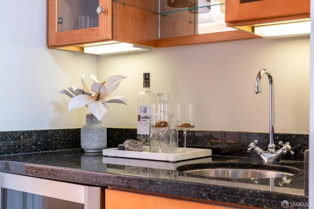 80 Richland Avenue B, San Francisco, CA 94110