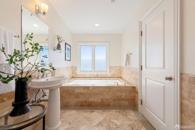 80 Richland Avenue B, San Francisco, CA 94110