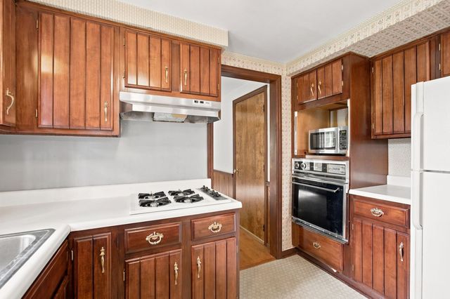2545 Glenwood DRIVE, Franklin Park, PA 15090