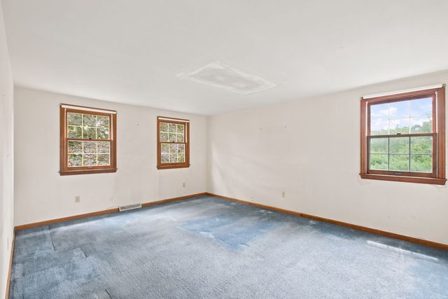 2545 Glenwood DRIVE, Franklin Park, PA 15090