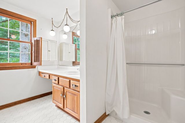 2545 Glenwood DRIVE, Franklin Park, PA 15090