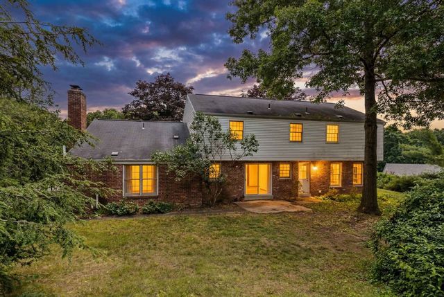 2545 Glenwood DRIVE, Franklin Park, PA 15090