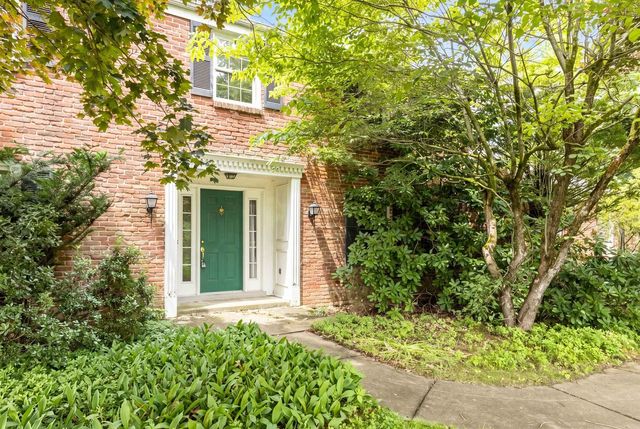 2545 Glenwood DRIVE, Franklin Park, PA 15090