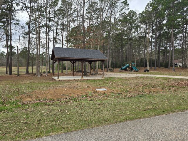 74 County Road 6323, Dayton, TX 77535