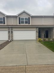 930 Penny Court, Hobart, IN 46342