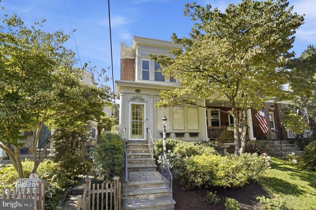 147 W MEADE ST, PHILADELPHIA, PA 19118 — exterior