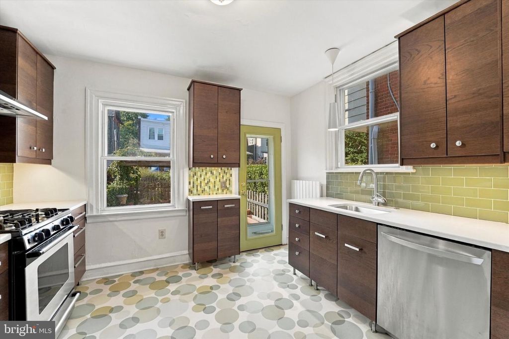 147 W MEADE ST, PHILADELPHIA, PA 19118 — photo 5