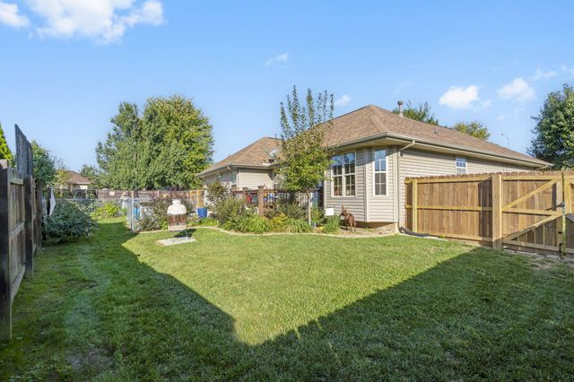 886 West Paddington Drive, Nixa, MO 65714