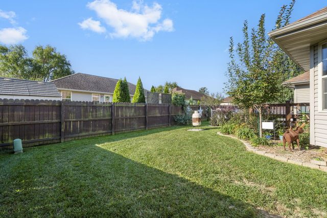 886 West Paddington Drive, Nixa, MO 65714