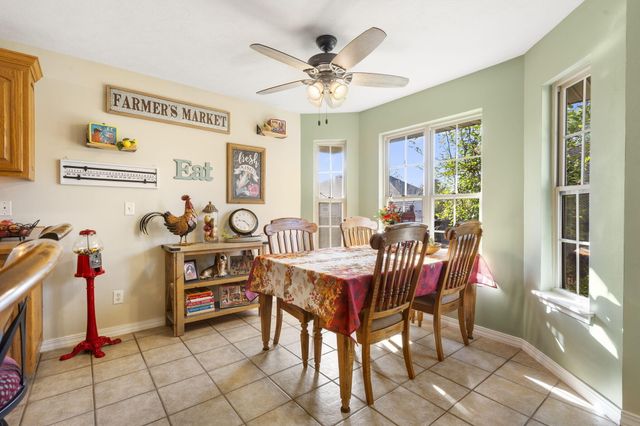 886 West Paddington Drive, Nixa, MO 65714