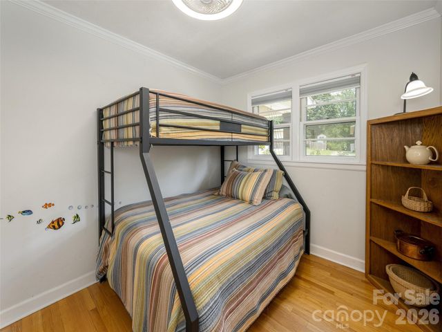 525 Carson Drive, Hendersonville, NC 28791