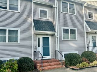 244 Tunxis Hill Cut Off 244, Fairfield, CT 06825