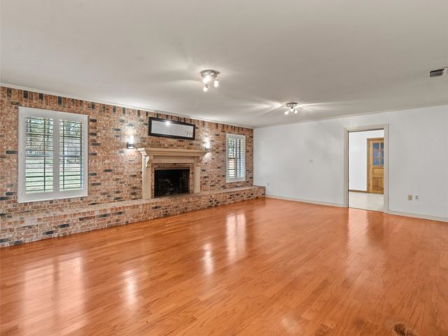 3805 N US HWY 271, Gilmer, TX 75644