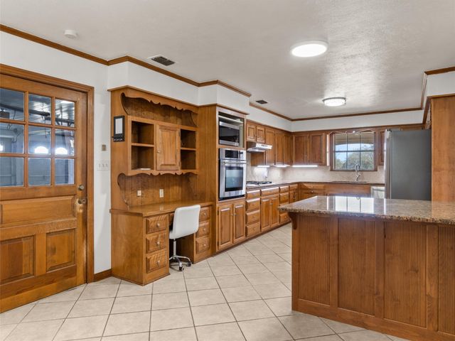 3805 N US HWY 271, Gilmer, TX 75644