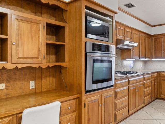 3805 N US HWY 271, Gilmer, TX 75644