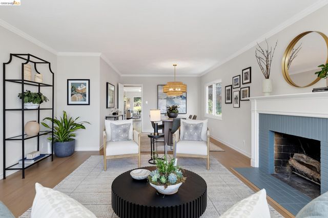 4434 Davenport Ave, Oakland, CA 94619