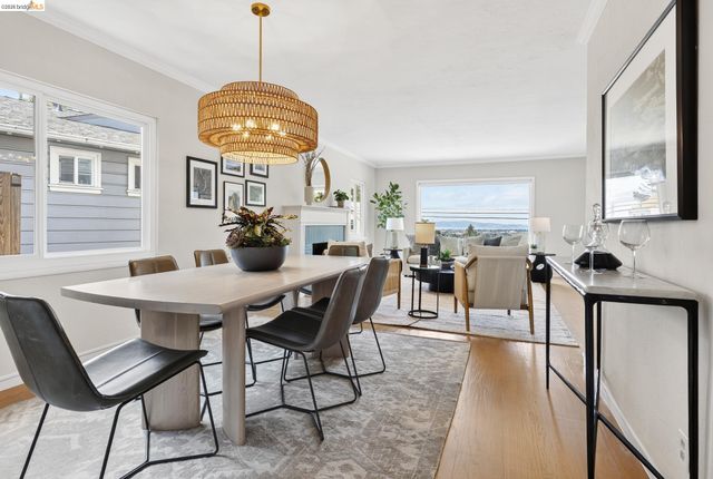 4434 Davenport Ave, Oakland, CA 94619