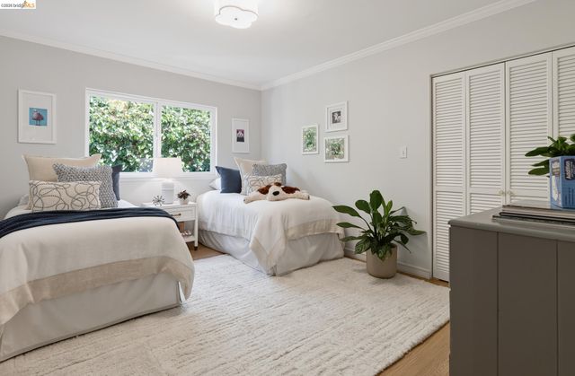 4434 Davenport Ave, Oakland, CA 94619