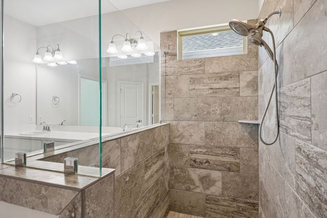 228 Glenwood Drive, Little Elm, TX 75068