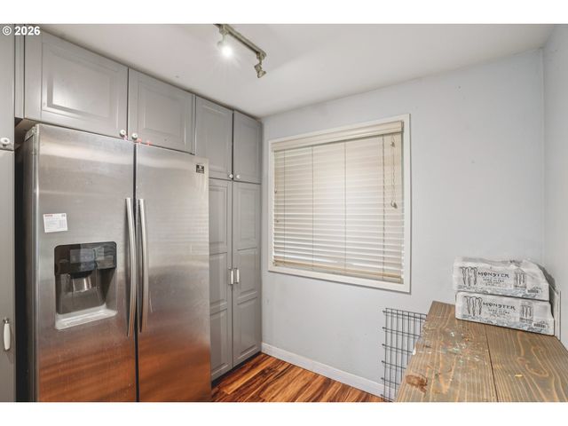 1759 Ne 24TH Ave, Hillsboro, OR 97124