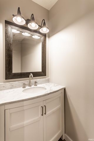 866 E Meadowlands Drive, Ellettsville, IN 47429