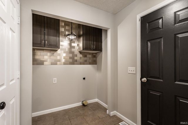 866 E Meadowlands Drive, Ellettsville, IN 47429