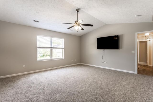 866 E Meadowlands Drive, Ellettsville, IN 47429
